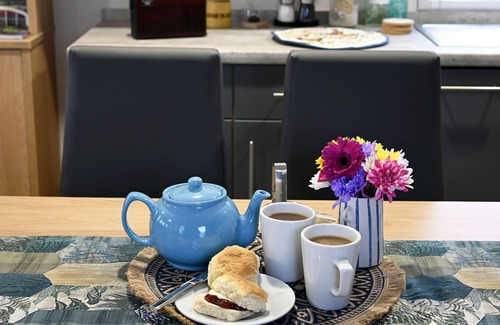 Truro Cottage | Rose View