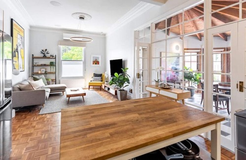 Kensington House | Rosedale Cottage Kensington