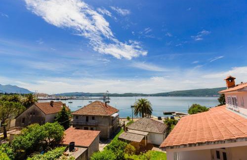 Tomicici Apartment | Rosic Apartments Tivat