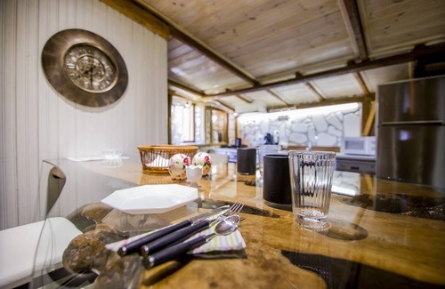 Tragilos House | Roxani Aqua Bliss - Serene Garden Getaway