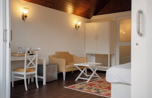 Chaudi Hotel | Royal Agonda