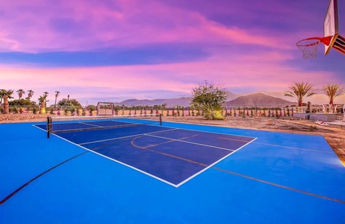 Indio House | Royal Bahamian Estate:Pickleball, Golf, sleeps 20!