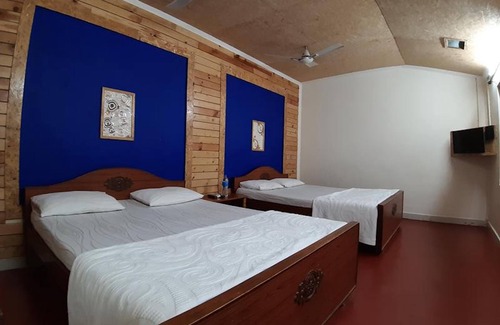 Anaimalai House | Royal Cottage, Anaimalai