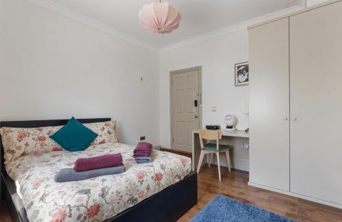 Peninsula House | Royal Greenwich Hospitality