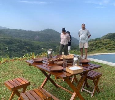 Medadumbara House | Royal Mountain Edge ,Knuckles