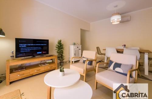 Canada Apartment | Royal Pool T2 by YHA