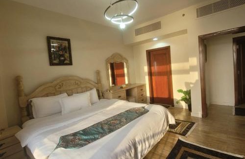 Bay La Sun Apartment | Royal Beach Apartment