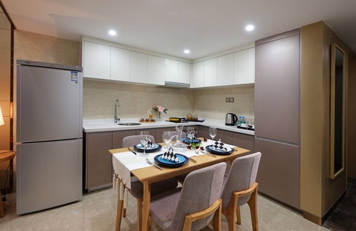 Zhujiang New Town Apartment | Royal Star Apartment Central City Branch