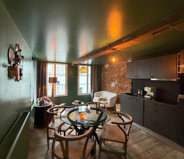 Schipperskwartier Apartment | RR Suite