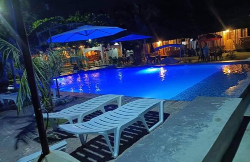 Oslob Resort | RRJ's BEACH RESORT
