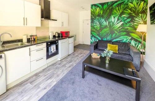 Moseley Apartment | RUBY Delightful Suite Moseley Mews, Birmingham By StayStaycations