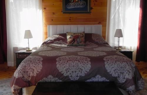 Indian Brook Bed & Breakfast | Rumi Guest House on the Cabot Trail