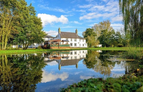 Stamford House | Rural 5BD Countryside SPA House near Stamford