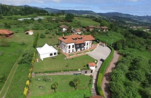 Villaviciosa Cottage | Rural apartment La Casona de la Roza for 2 people