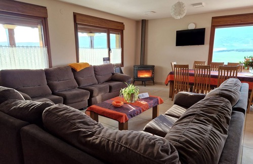 Allin Cottage | Rural house near Estella accessible for groups of 14-16 people.