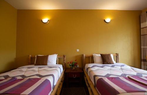 Western Region Cabin | Rushaga Gorilla Lodge