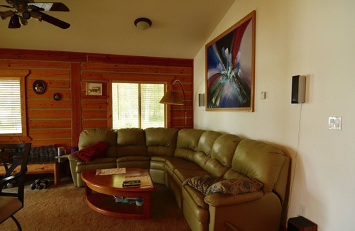 Bigfork Cabin | Rustic Cabin on the River to Get-A-Way from it All!