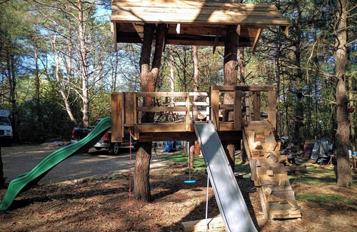 Cass City Cabin | Rustic cabin, quite get away, or hunting Basecamp