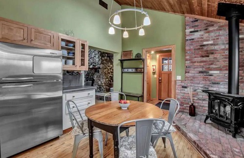 Great Valley House | Rustic Cabin, Wood Fireplace & Large Deck