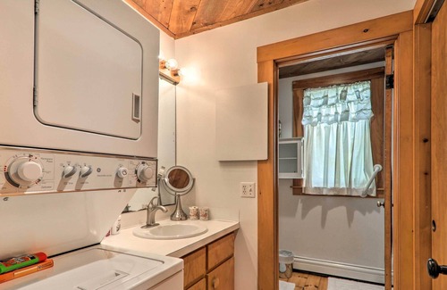 Pocasset Apartment | Rustic Cape Cod Apt - 2 Blocks to the Beach!