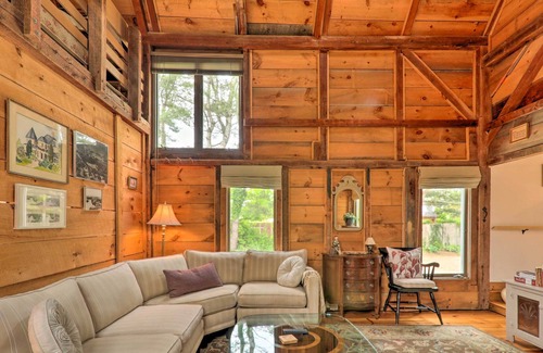 Pocasset Apartment | Rustic Cape Cod Apt - 2 Blocks to the Beach!