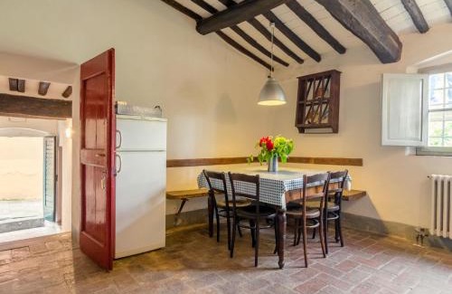 Bacchereto House | Rustic Farmhouse Stay, Carmignano