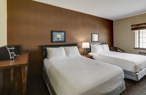 Columbia Hotel | Rustic & Homely Columbia Retreat! Heated Pool, Pet-friendly | 3 Units