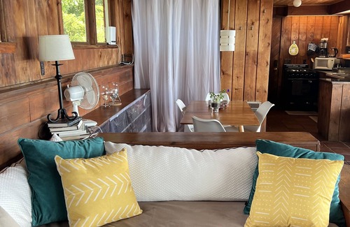 Ontario Cabin | Rustic Log Cabin With A Private Beach.