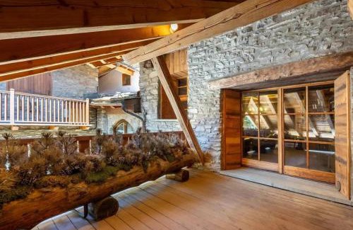 Courmayeur Ski Chalet | Rustic Mountain Villa