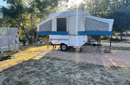 Canyon Lake House | Rustic PopUp RV with AC in Canyon Lake