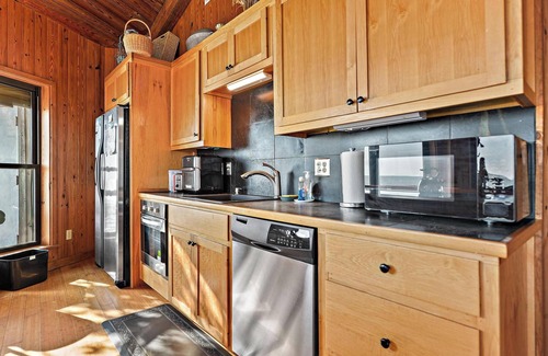 Ocean Springs House | Rustic Retreat