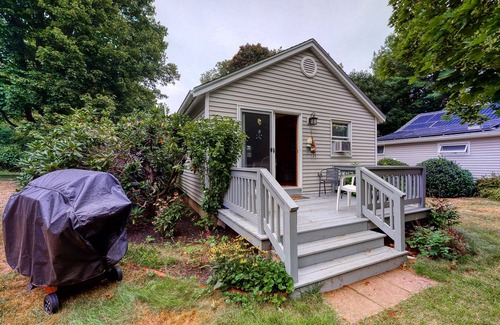 York Beach Cottage | Rustic & well-equipped cottage near the ocean w/gas grill, deck w/chairs, & lawn