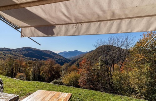 Aranno Ski Chalet | Rustico "Casa Chris" with endless mountain views