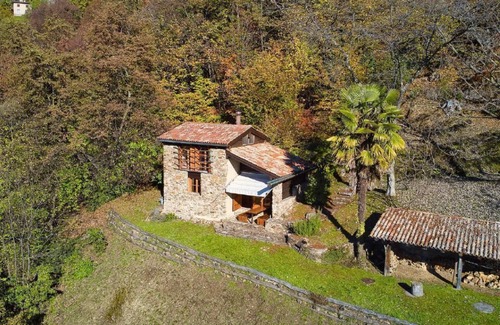 Aranno Ski Chalet | Rustico "Casa Chris" with endless mountain views