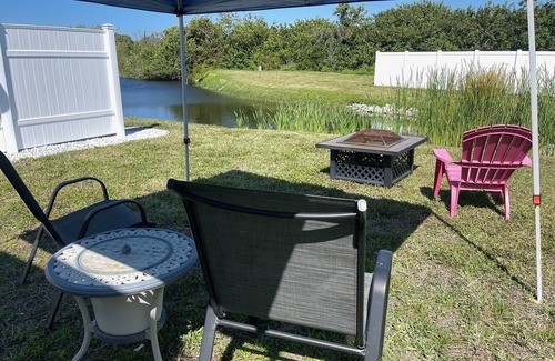 El Jobean RV Rental | RV SITE FOR RENT BY GLAMPERS CAMP 30AMP FULL HOOKUP