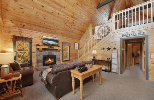 Sevierville House | Ryes and Shine Bootlegger's Cabin! Hot Tub* Pool* Arcade* Billiards *EV * Pet Friendly