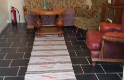 Hasvik Cottage | Sørøya Havfiskecruise AS - Elfridastuat