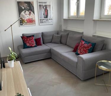 Nowe Miasto Apartment | Sąsiad Syrenki - Old Town Apartment