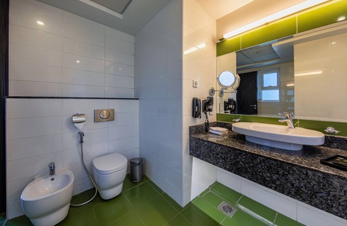 Block 428 Hotel | S Hotel Bahrain