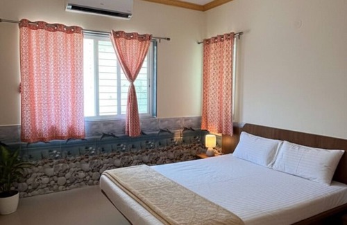 Nagaon Hotel | Saaj Villa