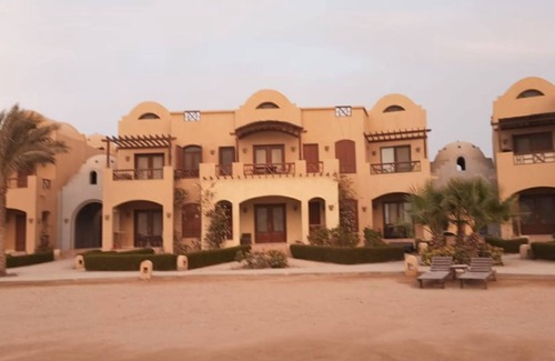 El Gouna Apartment | Sabina 2 BR POOL - Lagoon Apartment