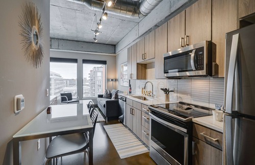 Warehouse District Condo | Sable 602 - Alcove