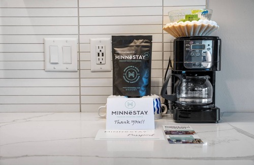 Warehouse District Apartment | Sable 603 - Alcove