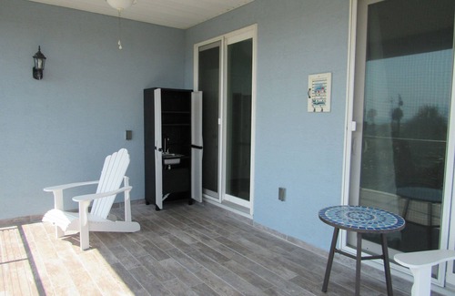 Ormond Beach Plaza House | Safe, Uncrowded Beach, Clean, Modern Ocean View Home