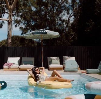 Queenscliff House | Sagres Queenscliff, Designer Oceanfront Escape with Pool & Sauna