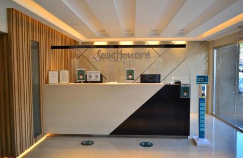 La Perla Hotel | Saint Honore