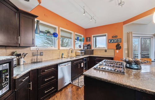 Oxbow House | SALE FROM 400! THIS IS THE ONE! Spacious!Exclusive!Private!Pet Friendly! Kayaks!