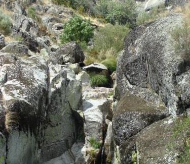 Covilha House | Salto do Lobo - Montain houses with private river