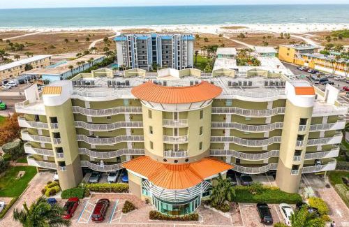 Treasure Island Apartment | Salty Daze at Crystal Palms