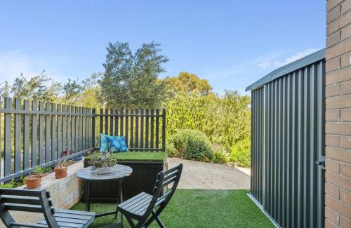 North Fremantle Apartment | Salty Escape at North Freo